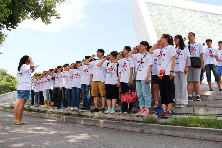 7��6�գ��|��������W(xu��)�������l(xi��ng)������֧�̈F(tu��n)�����e�г����xʽ��ȫ�w־Ը�߂����س��Z��һ���ú����֧���΄�(w��)������������140���(du��)�T�M����4��(g��)���(du��)���քeǰ�����ϰ׺���������Ϫ�Լ��Ĵ����e��4���������M(j��n)������֧�̹�����(d��ng)��