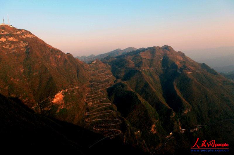 ��¡��24���ա�֮������ꐁ��֔zӰ��