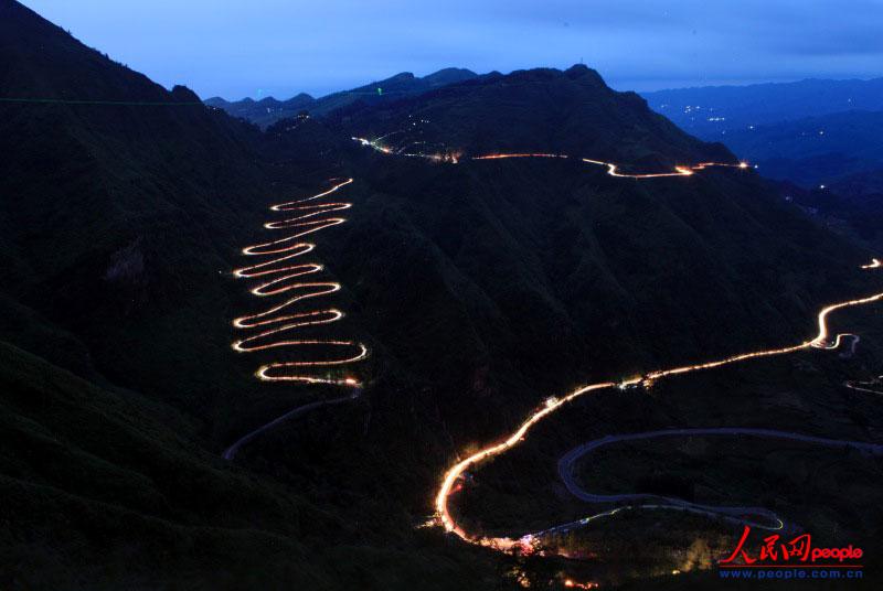 ��¡��24���ա�֮ҹ����ꐁ��֔zӰ��