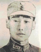 ��ü��,1905��3�������F��ʡ���x�h�ˡ�1923��,��ü�������F��ʡ��ˮ�h����܊У��1926�꿼���S��܊У��5�ڲ����������I(y��)��Ͷ������,1937��������׃���l(f��)������ü���S����Ⱥ��Ͽ���Ԯ��13܊������܊��;����ƽ�����T�^�ϕr������܊�u���ֵܲ������ü����(d��ng)�C�����ʲ����Ԯ���H��ǰ��ꇵ�ָ�]����(zh��n)����K�����܊��10��28���賿����ü�����ڵ�85���⵽��܊�����ړ�����ǰ��ꇵ�ָ�]�Ą�ü�����ұ���܊�ڏ���,���Ҡ�������������׷ٛ�܊�ٌ���