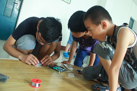 �Ї�ʯ�ʹ�W���A�|������֮�������̈F��ɽ�|ʡ�S�u��(j��ng)���_�l(f��)�^(q��)ᘌ����չ��ˆT��Ů�����؃�ͯ�_չ�����������H�_�O�Z��(sh��)���n�̽̌W��߀�_չҕ�l�̌W��ħ�g��ħ�����L�����dȤ��n���� (3)