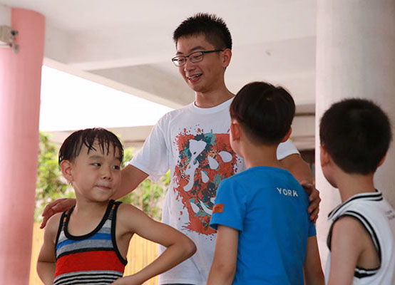 ���ݴ�W��֪�Ľ�㡱����������`꠵��㽭�������_չ֧�̻�����鮔?sh��)��l(xi��ng)����С�W���ռ��W��ƥ�˽������D��־Ը��ٝ�S���ӂ���