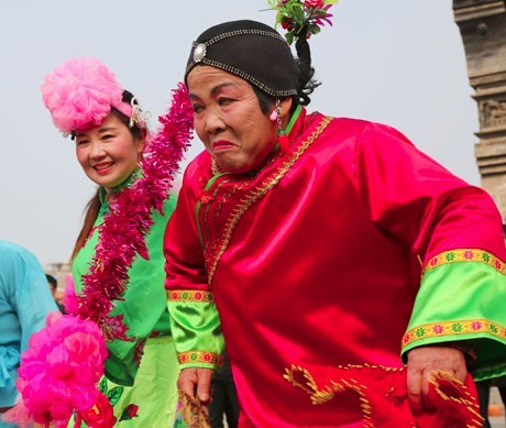 �����һ�����՝}�Ͽh�e�����S����ʵĽ��^�Ļ����(d��ng)�����y(t��ng)���׶��˶�ʣ�����Ⱥ���[�´��� ���ո��(y��ng)�W(w��ng)�ѡ��}��֮�ӡ� �z