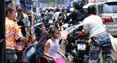 泰國：慶祝宋干節(jié)